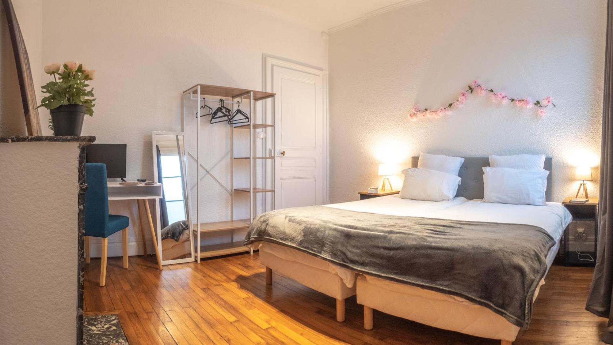L'Amour De La Paix - Centre-Ville - Jardin - Proche Gare - Tv65"Primevideo - Ambiance Tres Chaleureuse - Parking Gratuit Sous-Video Surveillance Proche - Gere Par Presta-Zen'Services Βερντέν Εξωτερικό φωτογραφία